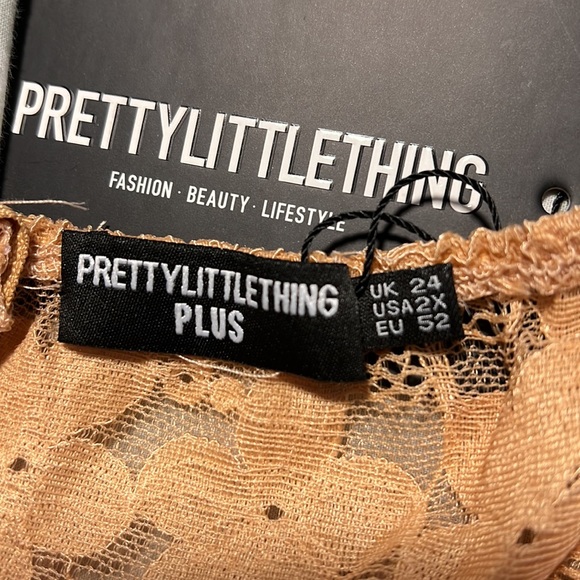 PrettyLittleThing Brown Crochet Halterneck Crop Top - Size 2X - Picture 6 of 8